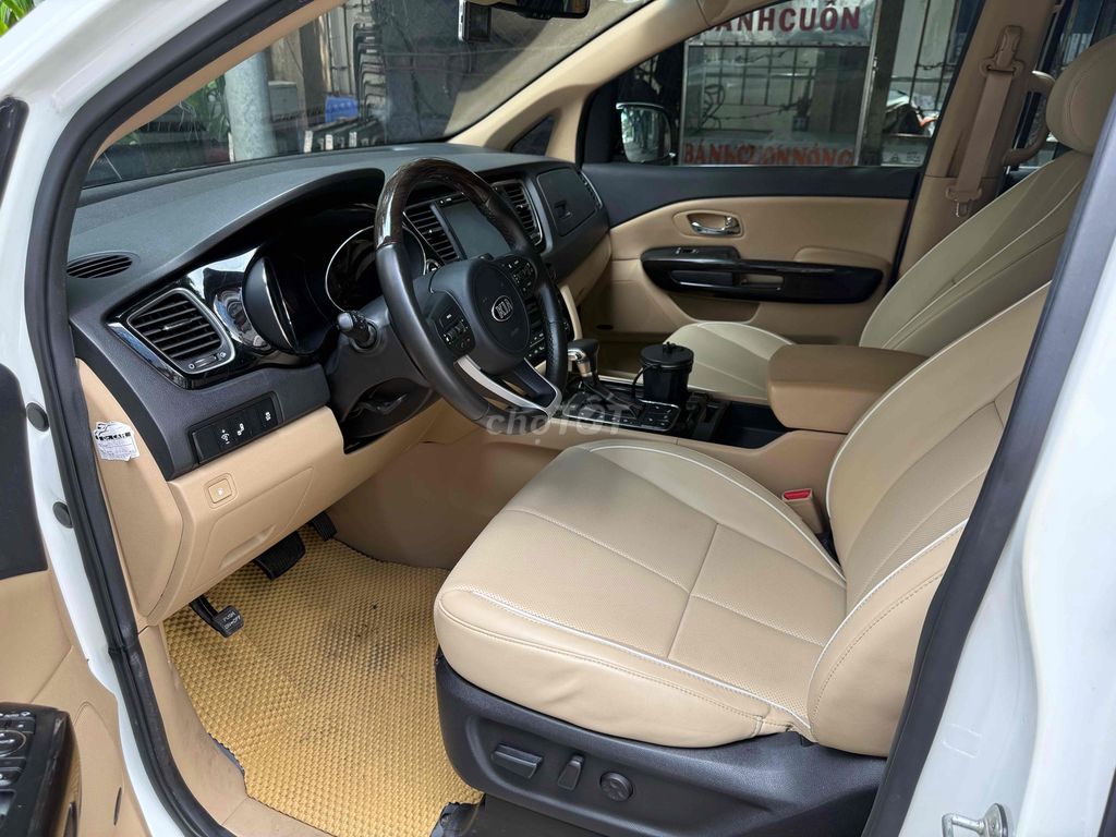 Kia Sedona 2018 2.2 DATH - 100000 km. Mua bán Ô tô tại Quận Bình Thạnh Tp Hồ Chí Minh được đăng bởi Tuan hình 11