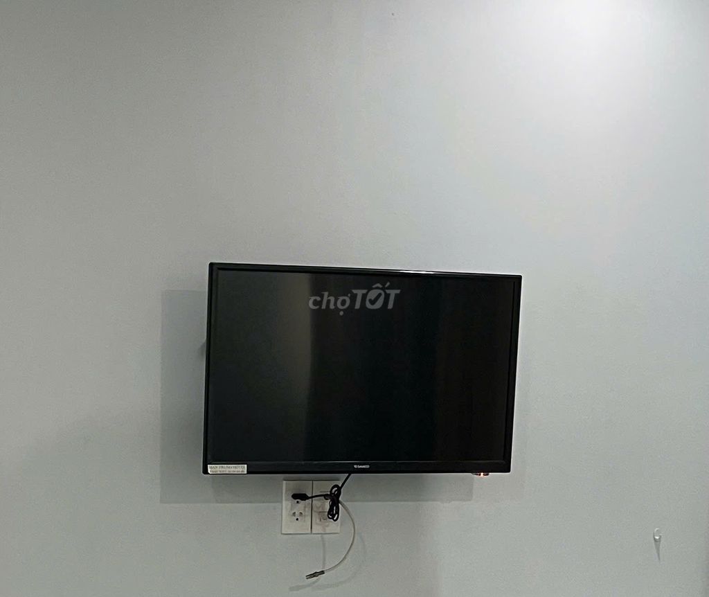 Tivi 32 inch màu Đen. Mua bán Tivi, Âm thanh tại undefined undefined được đăng bởi Thúy Dương hình 1