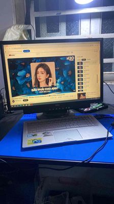 Asus ux533fd em bán main có theo cụm vỏ như hình. Mua bán Laptop tại Quận Tân Bình Tp Hồ Chí Minh được đăng bởi Laptop Nhà Làm