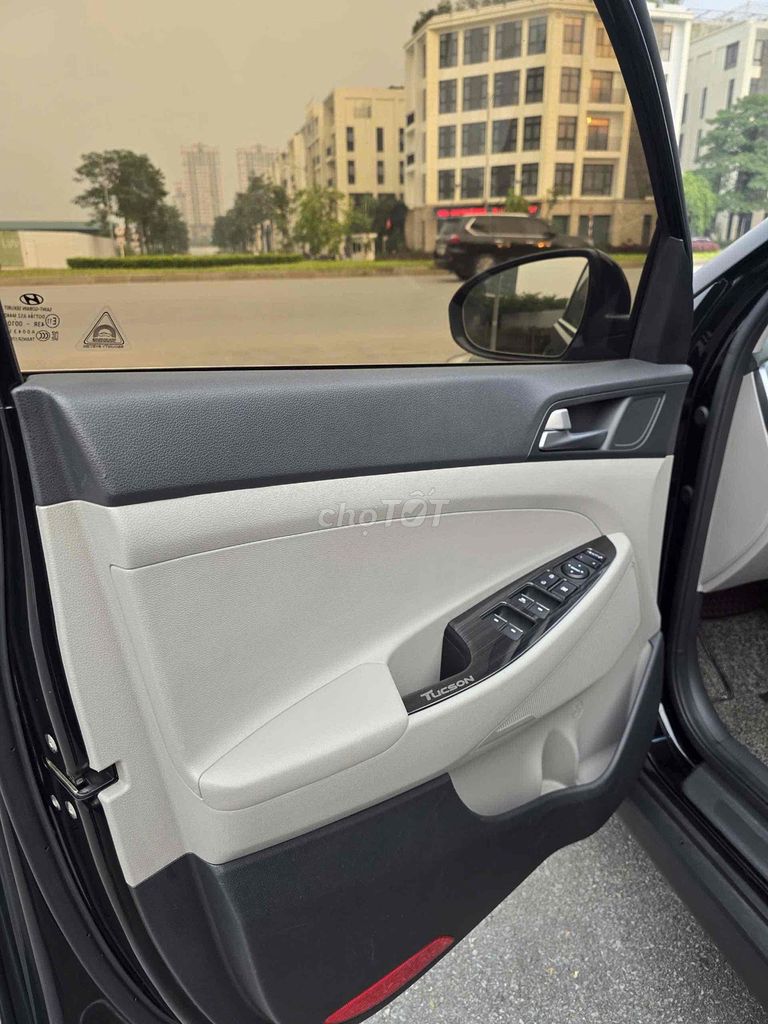 Hyundai Tucson 2015. Mua bán Ô tô tại Quận Cầu Giấy Hà Nội được đăng bởi Đức Lợi Auto hình 12