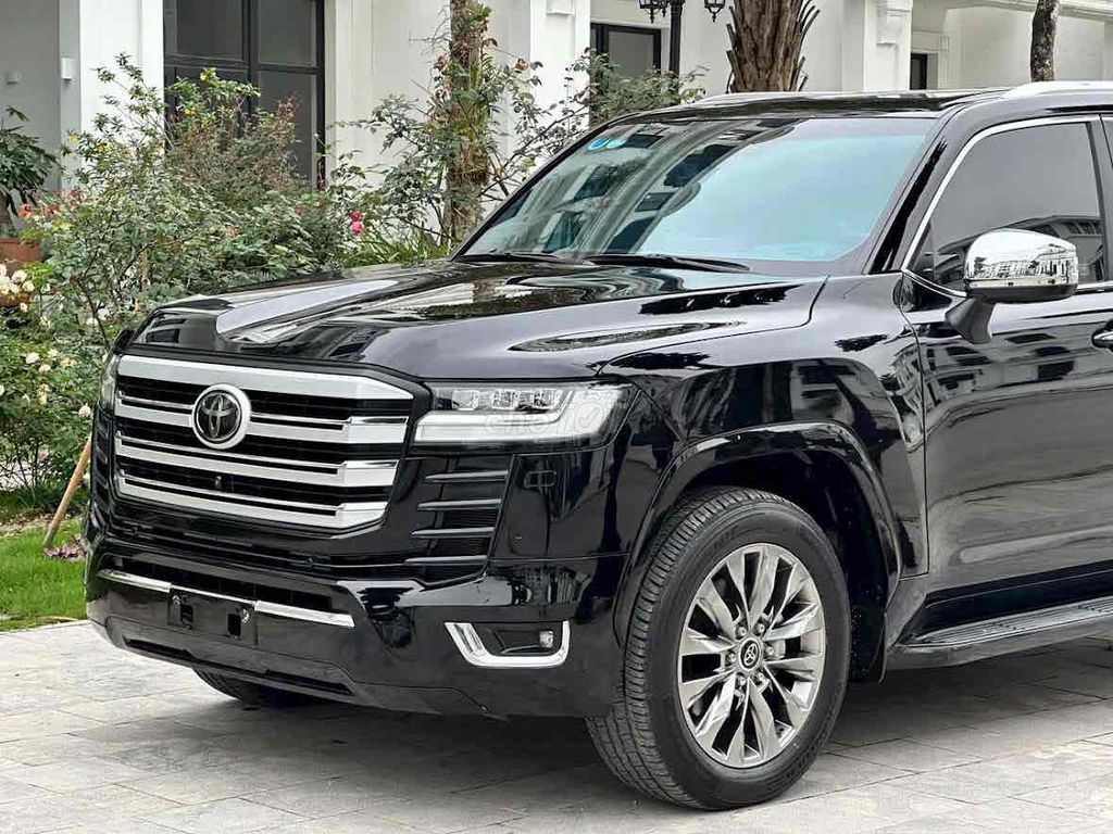 ✅Toyota Land Cruiser 3.5 V6 - 2025✅XE GIAO NGAY✅. Mua bán Ô tô tại Quận Tân Bình Tp Hồ Chí Minh được đăng bởi TOYOTA LÝ THƯỜNG KIỆT hình 2