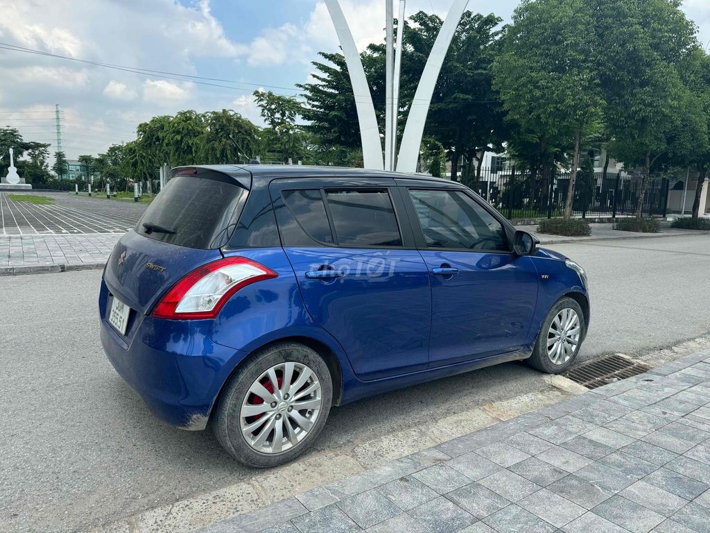 Suzuki Swift 2016 1.4 AT. Mua bán Ô tô tại Quận Hà Đông Hà Nội được đăng bởi Hiệp Xoăn Hà Đông hình 4