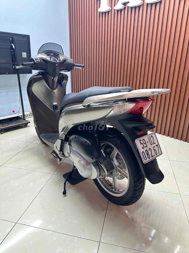 sh 150i nhập ý số máy 103 2010 xe siêu đẹp. Mua bán Xe máy tại Quận 6 Tp Hồ Chí Minh được đăng bởi Tú hình 1