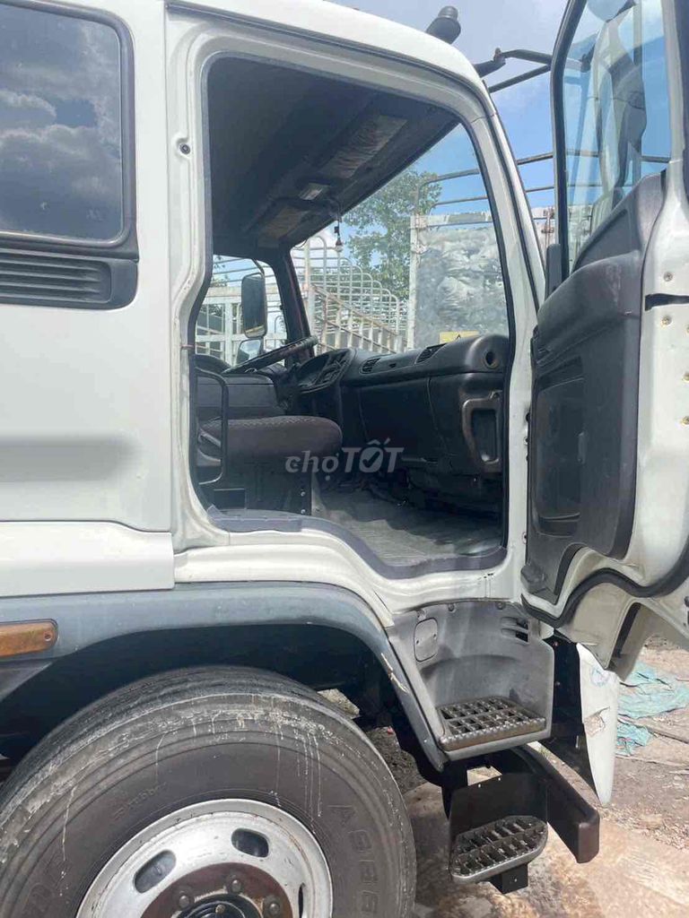 ISUZU 7t sx 2019 dài 9.85m. Mua bán Xe tải, xe ben tại Thành phố Thuận An Bình Dương được đăng bởi ĐÔNG DONGFENG AUTO hình 3