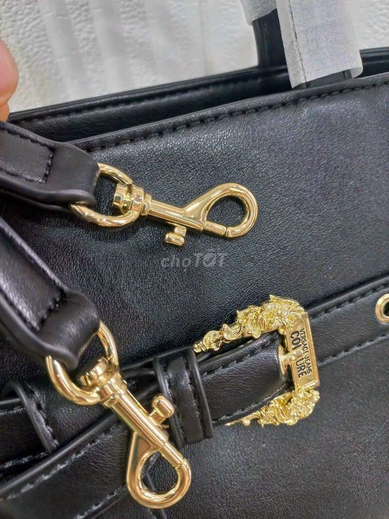 Túi Versa couture Handbag.. Mua bán Túi xách tại Quận Tân Phú Tp Hồ Chí Minh được đăng bởi lịch phạm hình 4