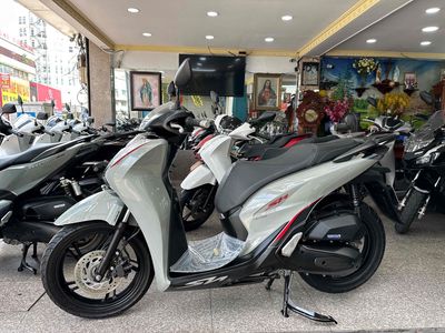Honda SH 150i ABS 2020 Xám XM BSTP Chính Chủ. Mua bán Xe máy tại Quận Phú Nhuận Tp Hồ Chí Minh được đăng bởi Ngô Hà