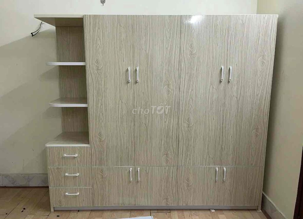 Tủ quần áo Nhựa Vân gỗ nhạt 2m05 x 1m8 x 47cm. Mua bán Tủ, kệ gia đình tại Thành phố Thủ Đức Tp Hồ Chí Minh được đăng bởi Hong Le hình 1