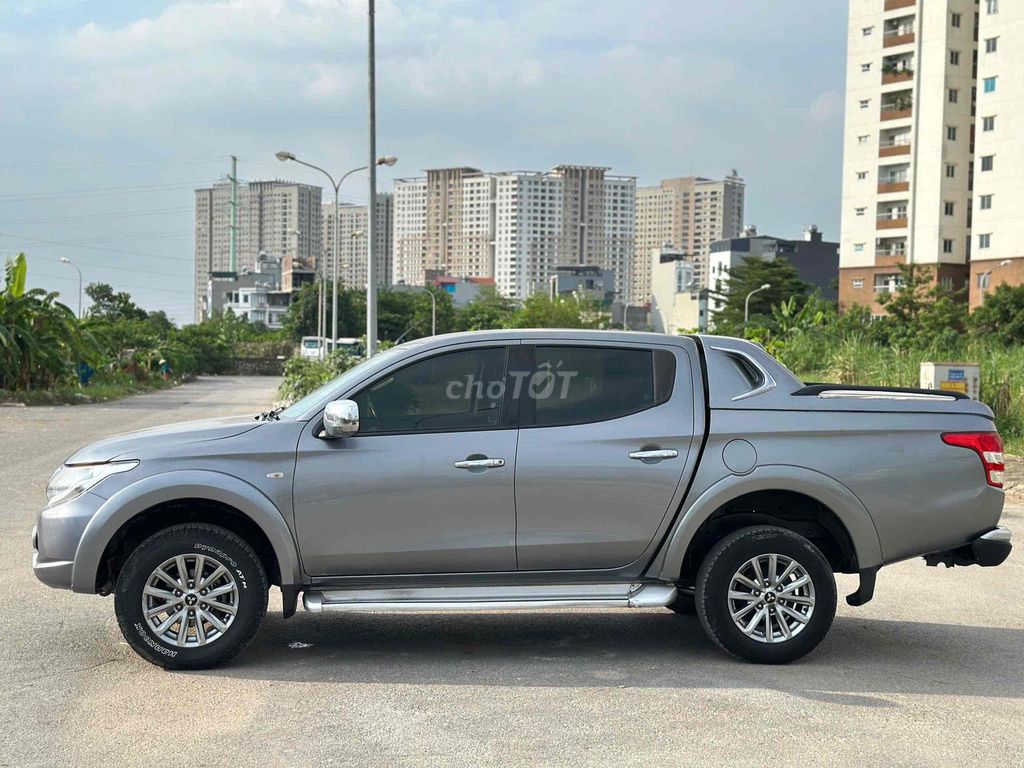Mitsubishi Triton 2017 2 cầu. Mua bán Ô tô tại Quận Hà Đông Hà Nội được đăng bởi Hiệp Xoăn Hà Đông hình 20