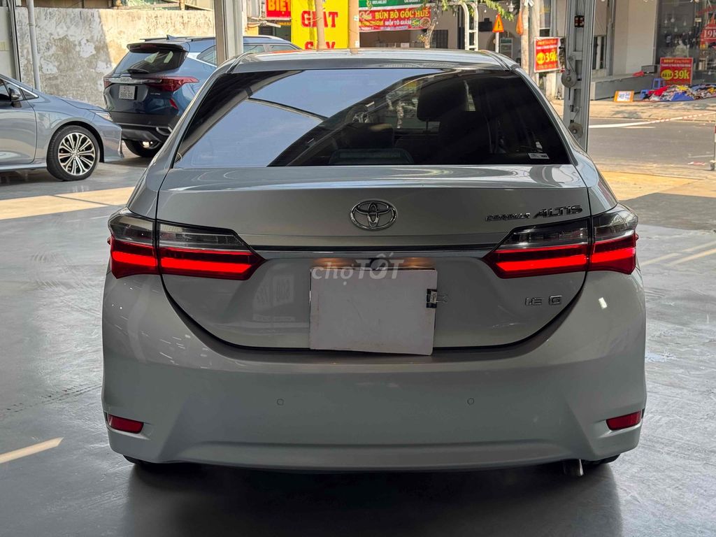 Toyota Altis 2018 1.8G Bạc 66000 km. Mua bán Ô tô tại Thành phố Thủ Đức Tp Hồ Chí Minh được đăng bởi Long Auto Vạn Phúc hình 6