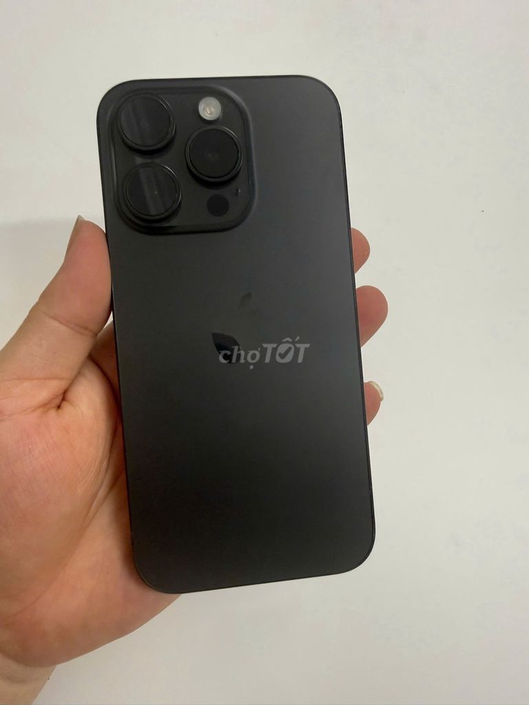 😎iphone 15 pro quốc tế 128gb zin màn chấm tí ti . Mua bán Điện thoại tại Quận Hoàng Mai Hà Nội được đăng bởi Nguyễn Vũ hình 1