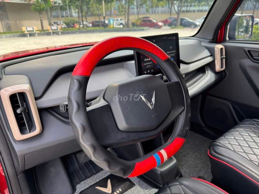 VinFast VF3 Thuê Pin 2024 Màu Đỏ. Mua bán Ô tô tại Quận Long Biên Hà Nội được đăng bởi PHÚC LÂM  AUTO hình 5