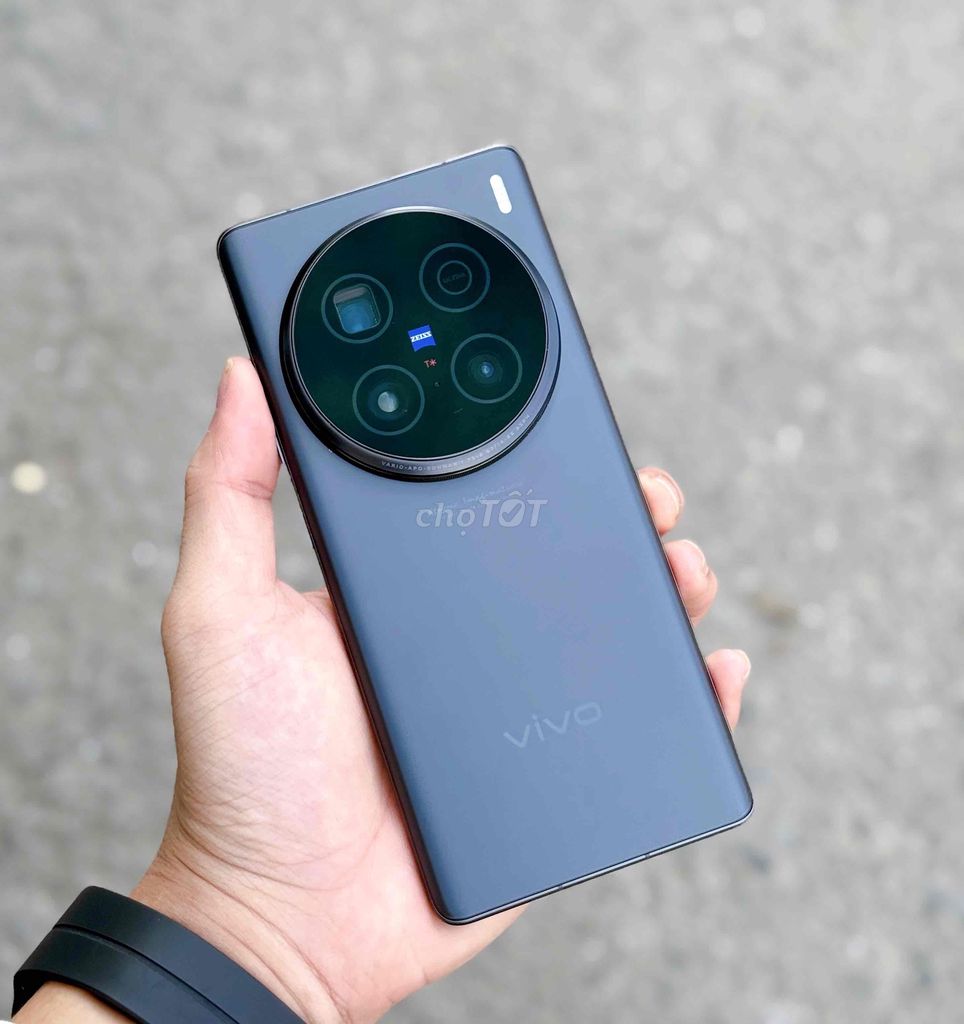 𝐕𝐈𝐕𝐎 𝐗𝟏𝟎𝟎 𝐔𝐥𝐭𝐫𝐚 𝟏𝟐/𝟐𝟓𝟔𝐆. Mua bán Điện thoại tại Thành phố Huế Thừa Thiên Huế được đăng bởi PHÚC NGUYỄN  hình 1