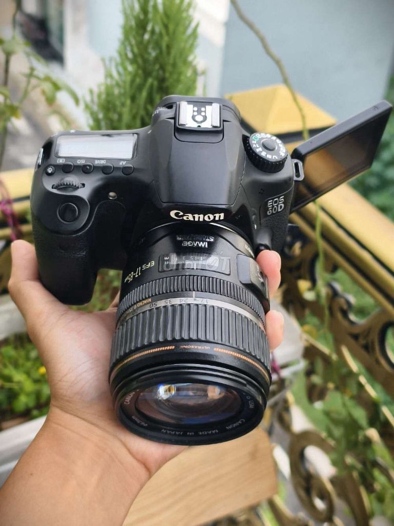 Máy ảnh Canon 60D kèm lens cao cấp 17-85mm. Mua bán Máy ảnh, Máy quay tại Quận Bình Tân Tp Hồ Chí Minh được đăng bởi Huy hình 1