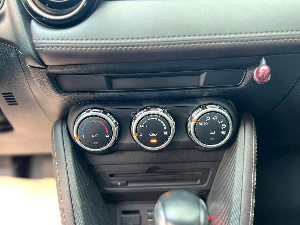 Hàng tốt - Mazda 2 1.5AT 2019 Luxury - Cọp. Mua bán Ô tô tại Thành phố Thuận An Bình Dương được đăng bởi Xe zin hình 14