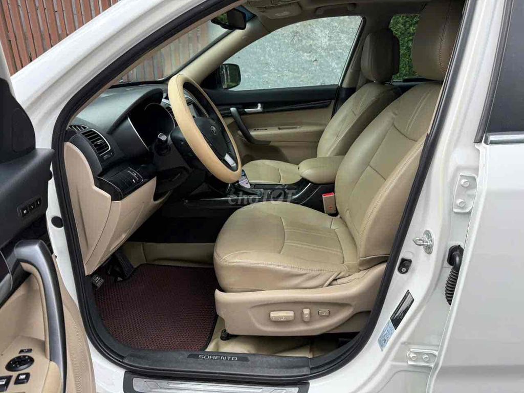 Kia Sorento CRDi 2.2 máy dầu số tự động đời 2016. Mua bán Ô tô tại Huyện Bình Chánh Tp Hồ Chí Minh được đăng bởi Như Đạo hình 7