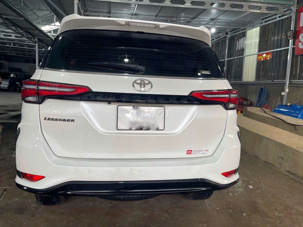 Fortuner Legender 2025, родная краска 100%, супер состояние