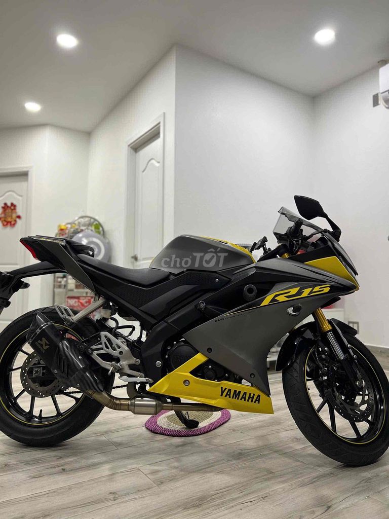 Cần Bán R15 máy zin 38tr. Mua bán Xe máy tại Huyện Thủ Thừa Long An được đăng bởi Thanh Tùng F P T hình 3