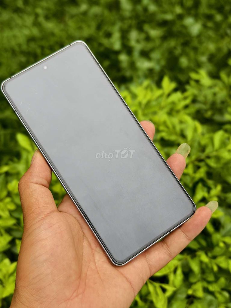 iQOO 12 256GB Đỏ. Mua bán Điện thoại tại Huyện Việt Yên Bắc Giang được đăng bởi Đồ Chất hình 1