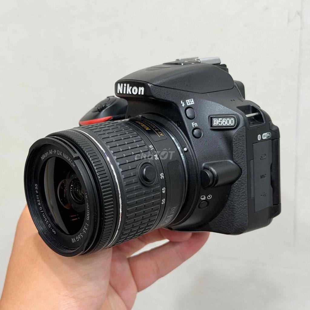 Máy ảnh Nikon D5600 ống kính 18-55. Mua bán Máy ảnh, Máy quay tại Quận Hai Bà Trưng Hà Nội được đăng bởi Quang Huy hình 1