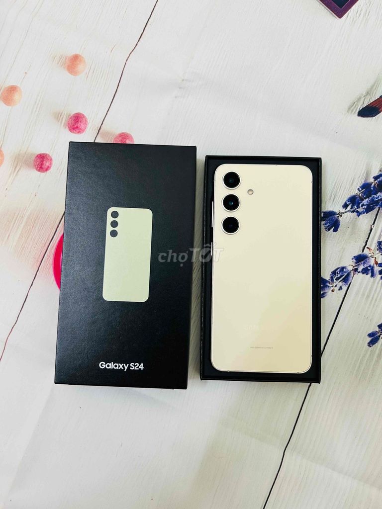 Samsung Galaxy S24 256GB Kem Như mới. Mua bán Điện thoại tại Thành phố Huế Thừa Thiên Huế được đăng bởi Chuyên Hàng Công Ty hình 1
