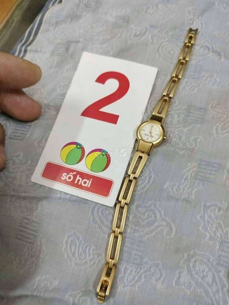 Đeo tay nữ si xịn. Mua bán Đồng hồ tại Quận Hồng Bàng Hải Phòng được đăng bởi Phong Trần  hình 2