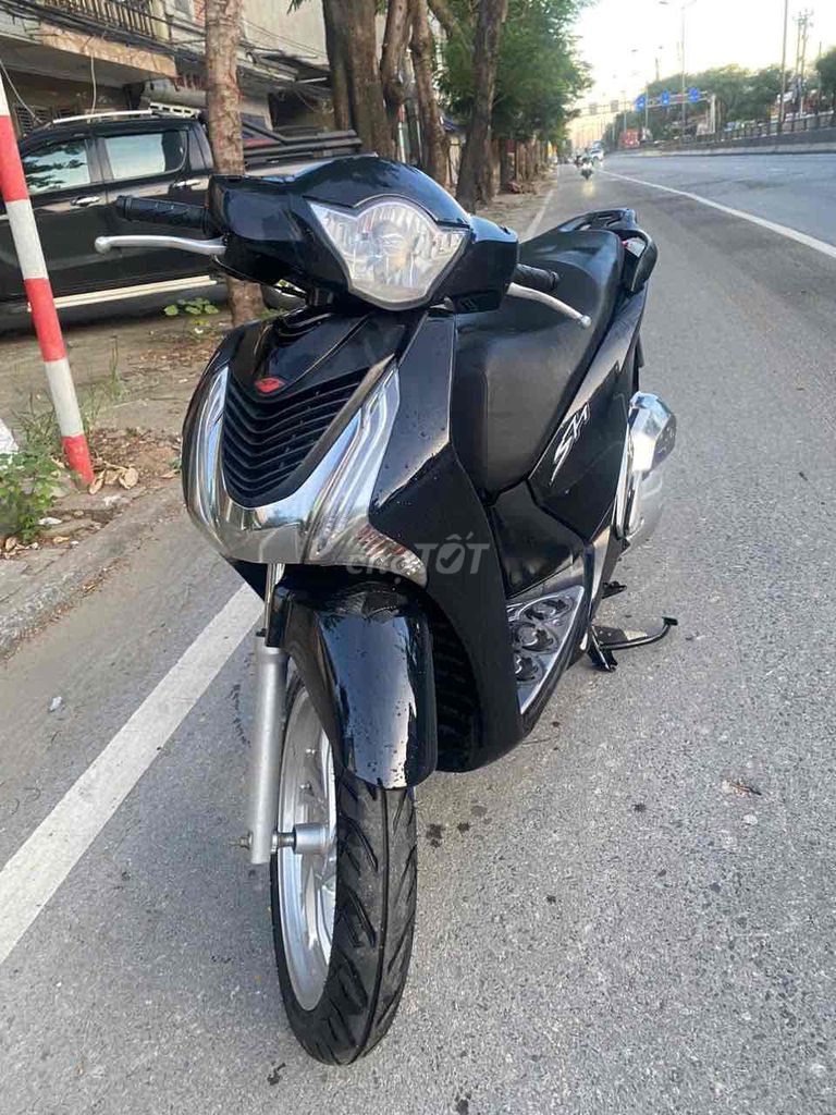 Honda sh zin cả xe đẹp mê ly biển vip. Mua bán Xe máy tại Quận Hồng Bàng Hải Phòng được đăng bởi Ly  hình 5
