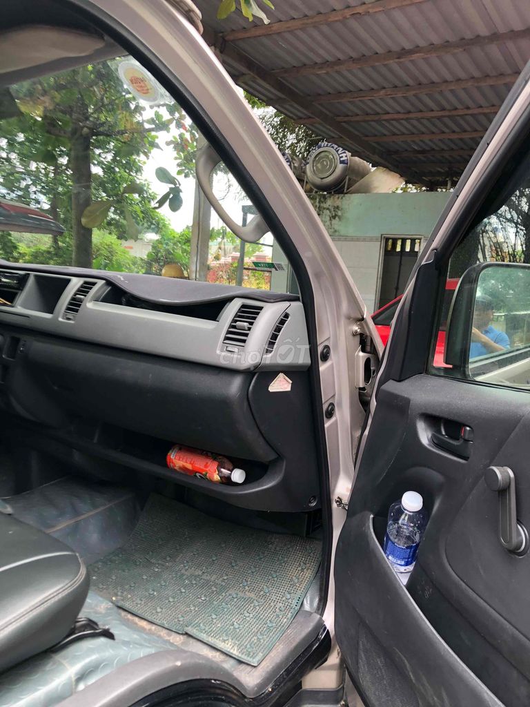 Toyota Hiace 2005 Commuter 2.7 - 70000 km. Mua bán Ô tô tại Huyện Củ Chi Tp Hồ Chí Minh được đăng bởi Truong Vu hình 5