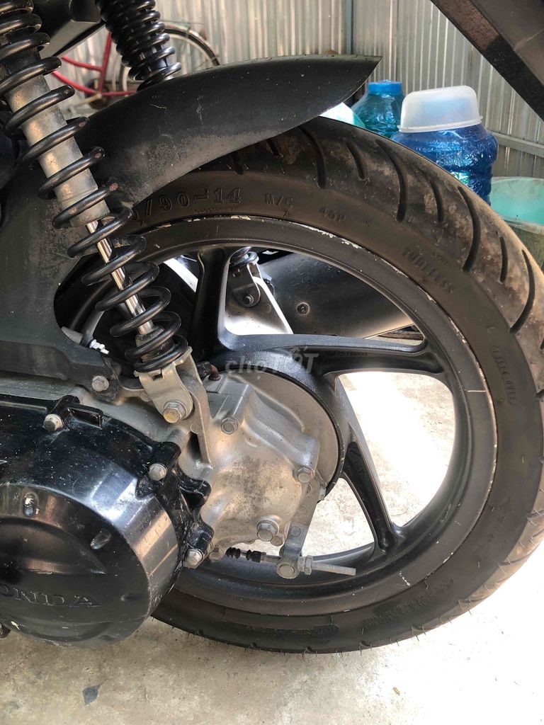 mua xe mới vk chạy dư bán. Mua bán Xe máy tại Huyện Bình Tân Vĩnh Long được đăng bởi Tuấn Cường hình 4