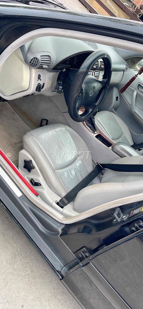Mercedes Benz C Class 2004 C180K Classic  - 150000. Mua bán Ô tô tại Quận Ninh Kiều Cần Thơ được đăng bởi nguyen van tai hình 7