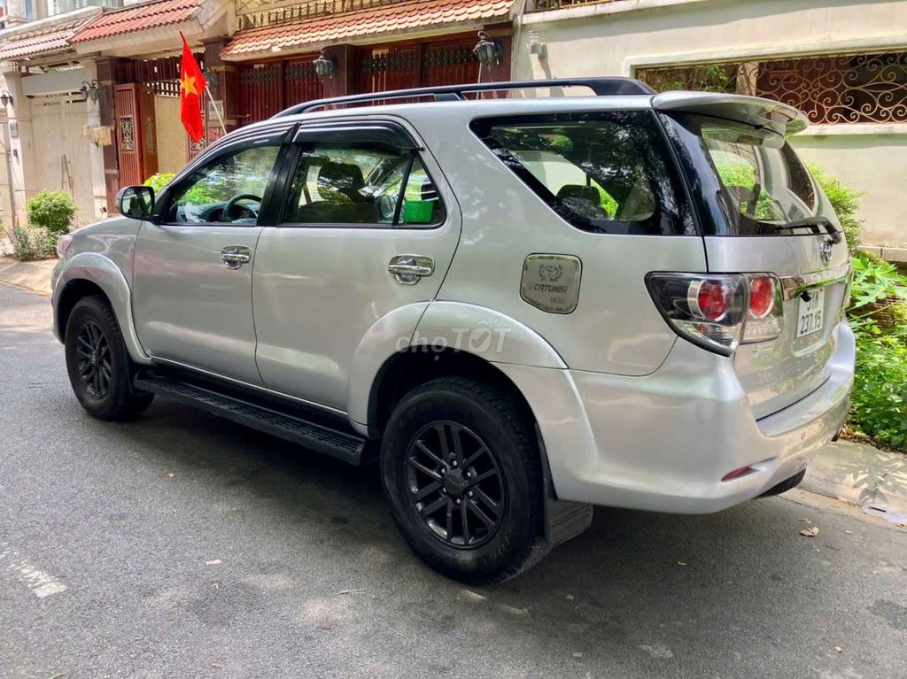 Bán xe Toyota Fortuner bản G máy dầu SX 2016. Mua bán Ô tô tại Quận Gò Vấp Tp Hồ Chí Minh được đăng bởi Sáu Linh hình 9