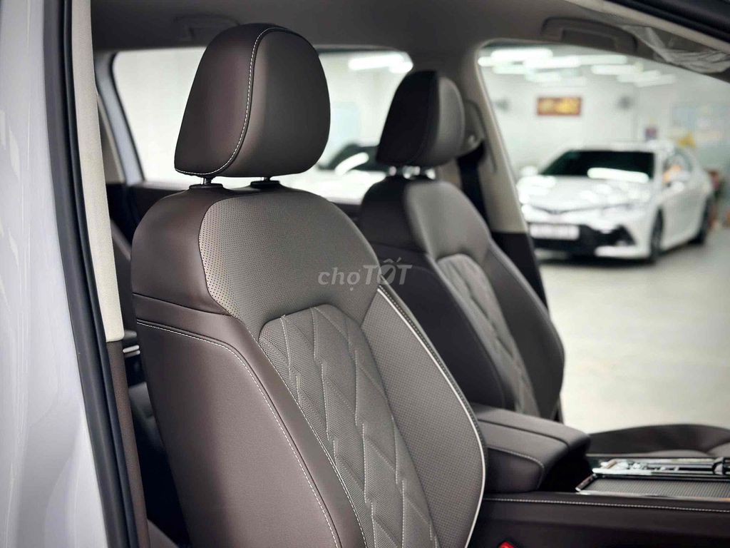 🚘 Volkswagen Viloran 2024 Luxury Siêu Lướt 9.000km. Mua bán Ô tô tại Thành phố Thủ Đức Tp Hồ Chí Minh được đăng bởi Tấn Lợi  hình 9