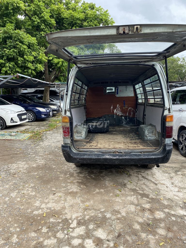Toyota hiace tải van xe đep. Mua bán Ô tô tại Quận Hoàng Mai Hà Nội được đăng bởi Nghiêm Trường hình 11