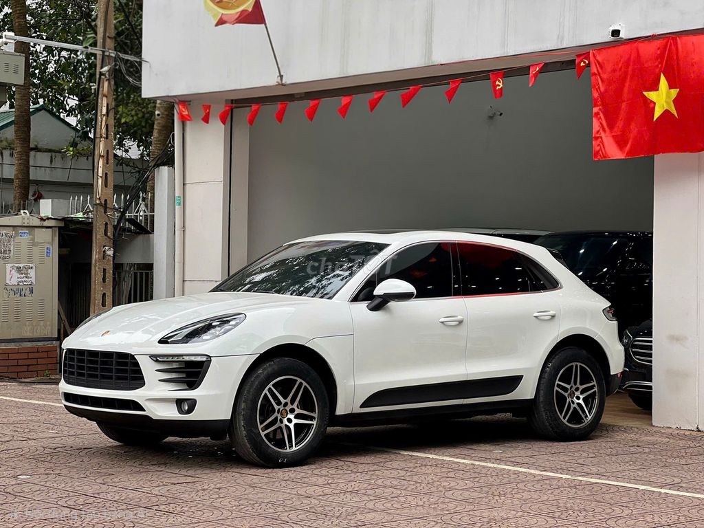 Porsche Macan 2016 model 2017, xe đẹp, xem là Ưng. Mua bán Ô tô tại Quận Long Biên Hà Nội được đăng bởi Long Biên Cars hình 13