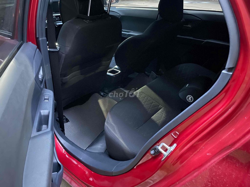 Toyota Wigo 2023 E 1.2 MT - 20000 km. Mua bán Ô tô tại Quận Cầu Giấy Hà Nội được đăng bởi Nguyễn Văn hình 4
