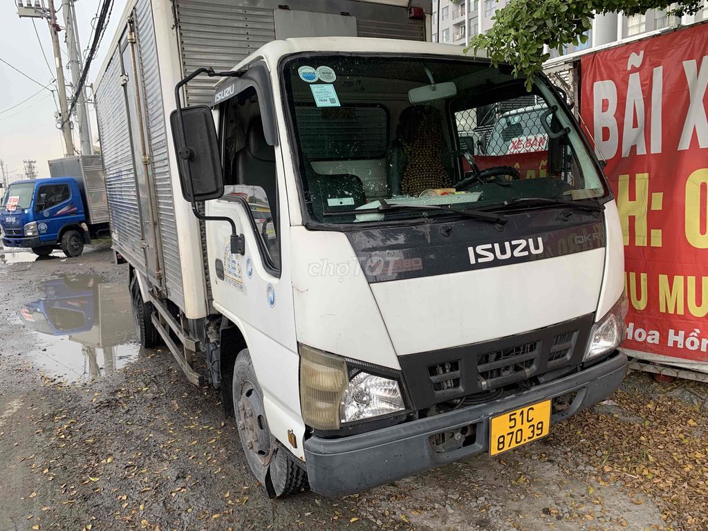 Isuzu 1,9t đời 2016 thùng 4,4*1,8*1,9 m mlanh