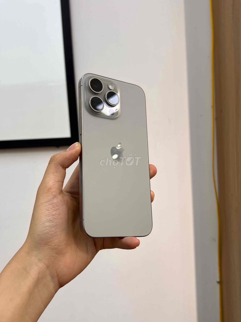 🔥iP 15PRM Tự Nhiên t.lý hộ khách lên đời giá tốt🔥. Mua bán Điện thoại tại Quận Hải An Hải Phòng được đăng bởi Nguyễn Hương Giang hình 1