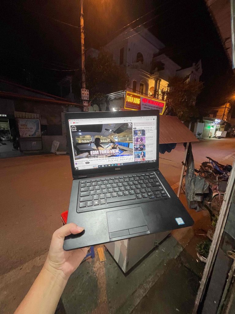Dell Latitude E5480 i5-6300U 14 inch 8GB/256GB Đen. Mua bán Laptop tại Huyện Yên Lạc Vĩnh Phúc được đăng bởi Đăng Quân Computer hình 1