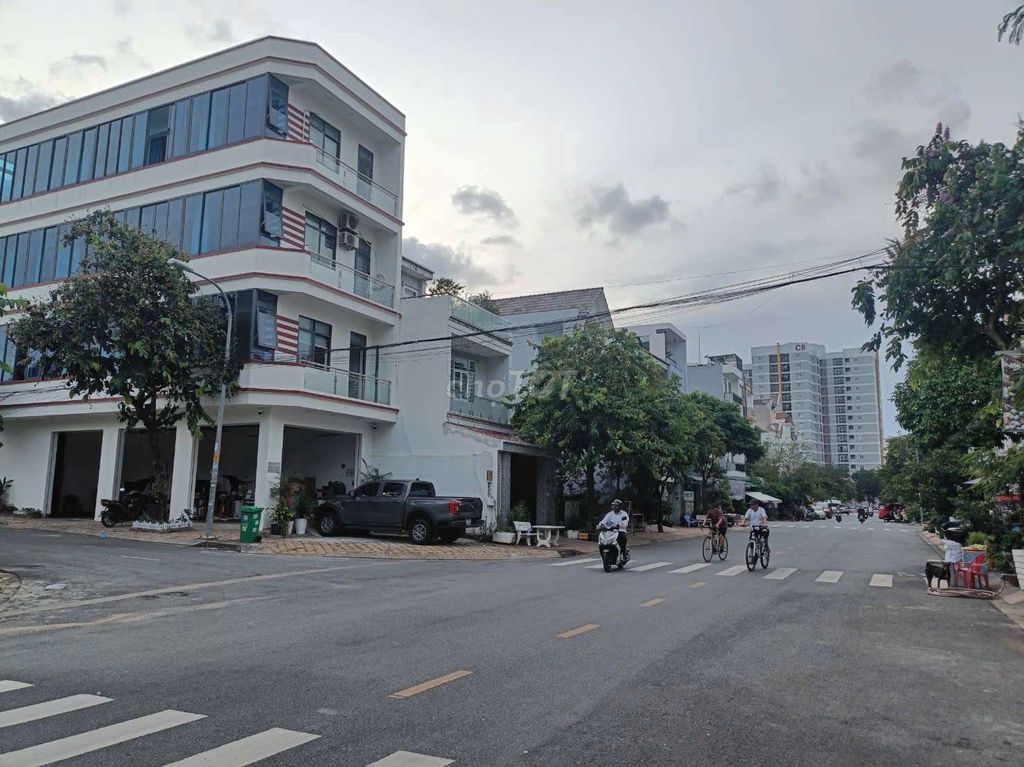 🔥🔥🔥 Cực rẻ -  Nhà Mặt tiền đường 494, Tăng Nhơn Phú A, Q.9 cũ