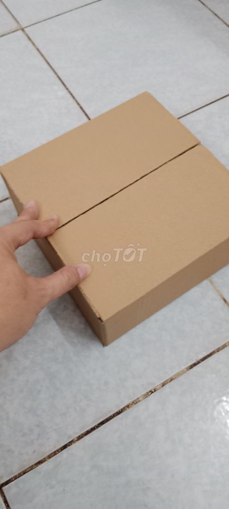 50 Hộp carton 20x20x10 cm mới chưa dùng