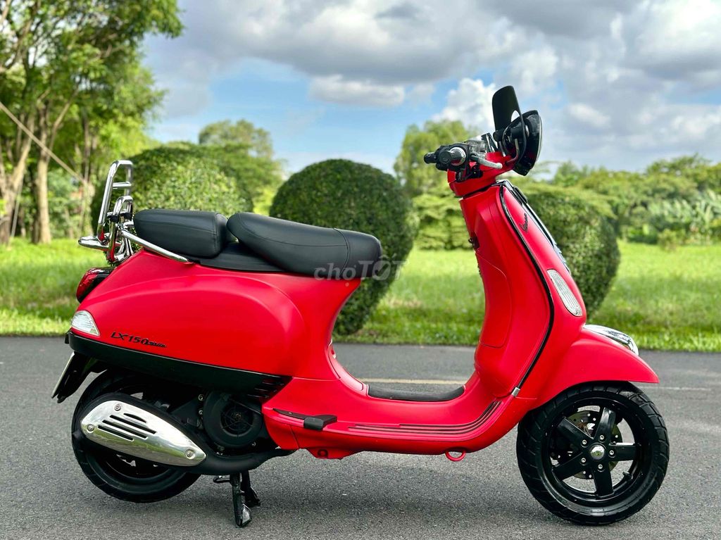 🇨🇮🇨🇮LXV 125cc. 3VIE  Đỏ Sposty Tuyệt Đẹp. Mua bán Xe máy tại Quận Gò Vấp Tp Hồ Chí Minh được đăng bởi VESPA ĐỨC NGUYỄN  hình 3