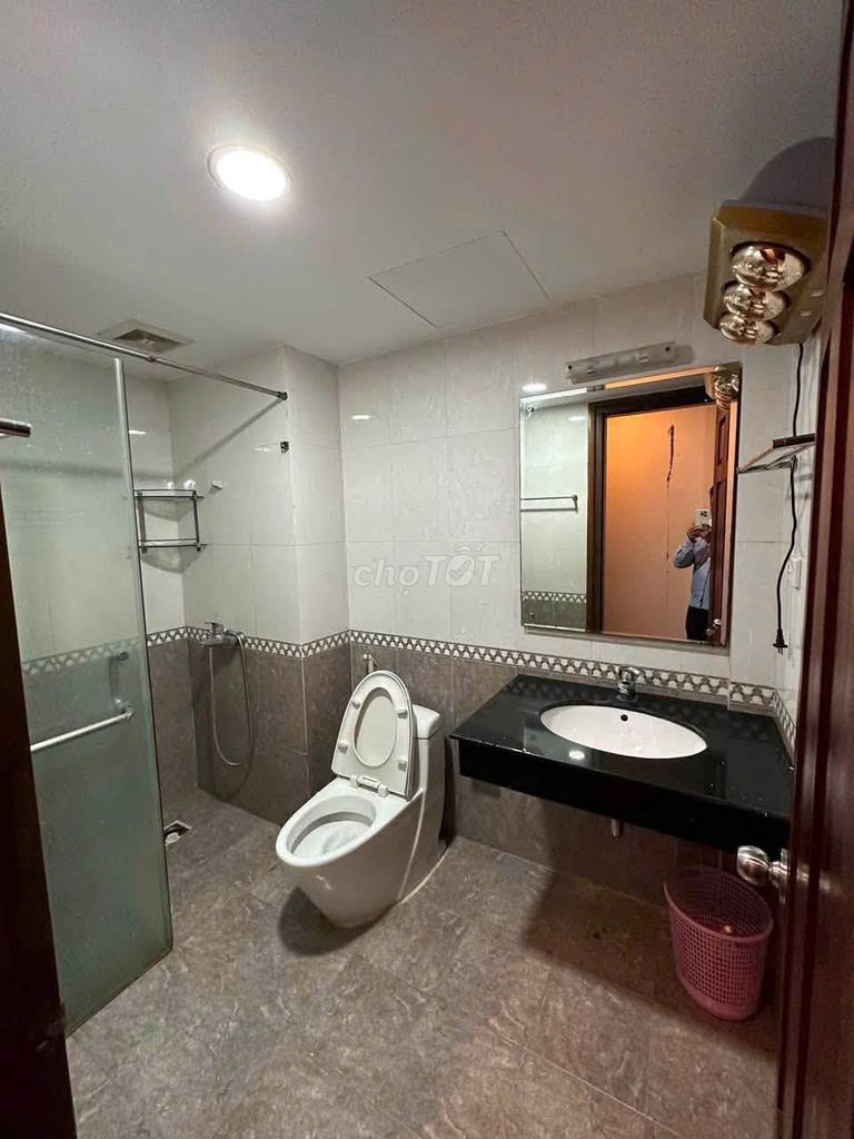 Отдельный дом 75м² x 4 этажа в переулке 1 Нгуенванхуен, Каузяй