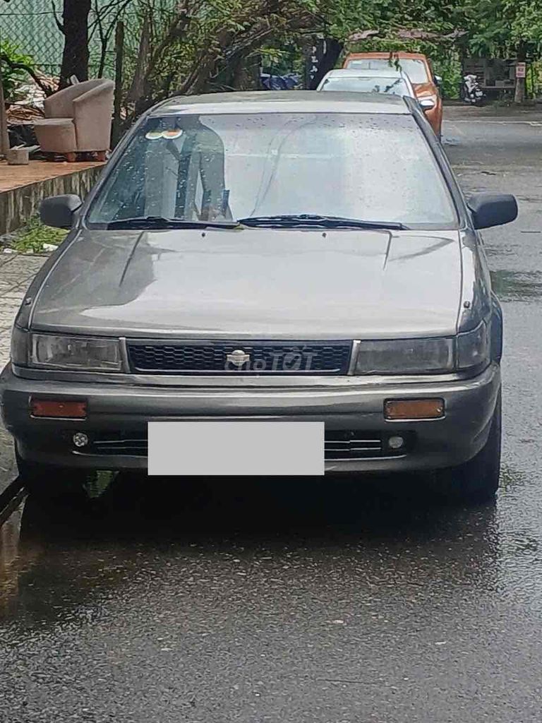 Nissan Bluebird 1994 - 100000 km. Mua bán Ô tô tại Quận Hải Châu Đà Nẵng được đăng bởi Phan Trường Cẩm hình 2