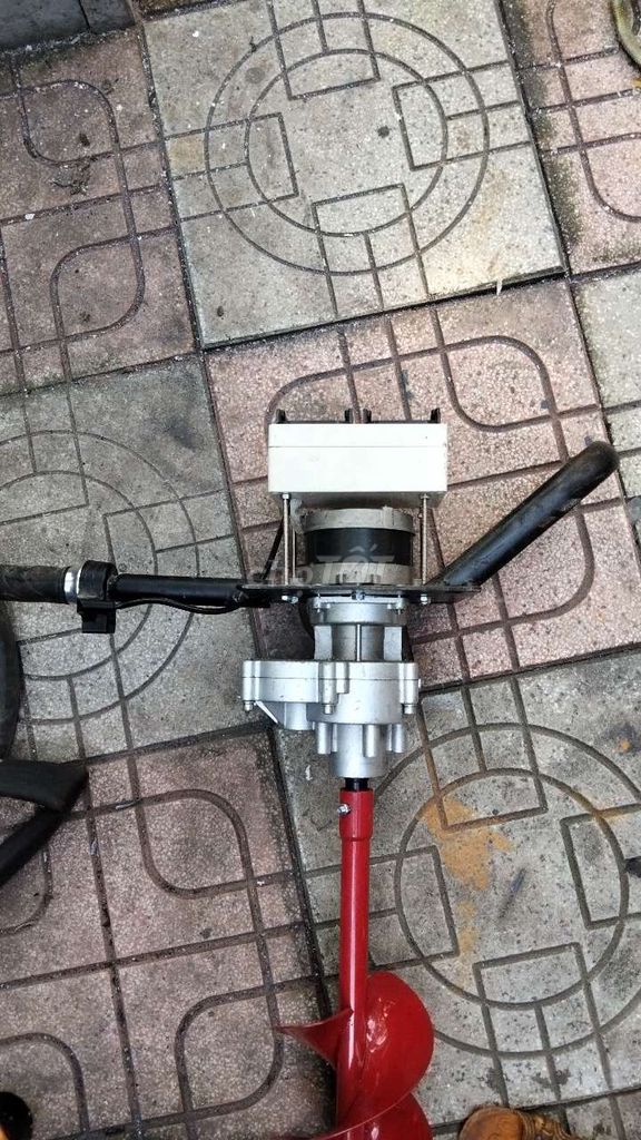 Máy khoan đất 150mm Pin Điều tốc Đỏ. Mua bán Đồ chuyên dụng, Giống nuôi trồng tại Huyện Mỏ Cày Nam Bến Tre được đăng bởi chicong hình 1