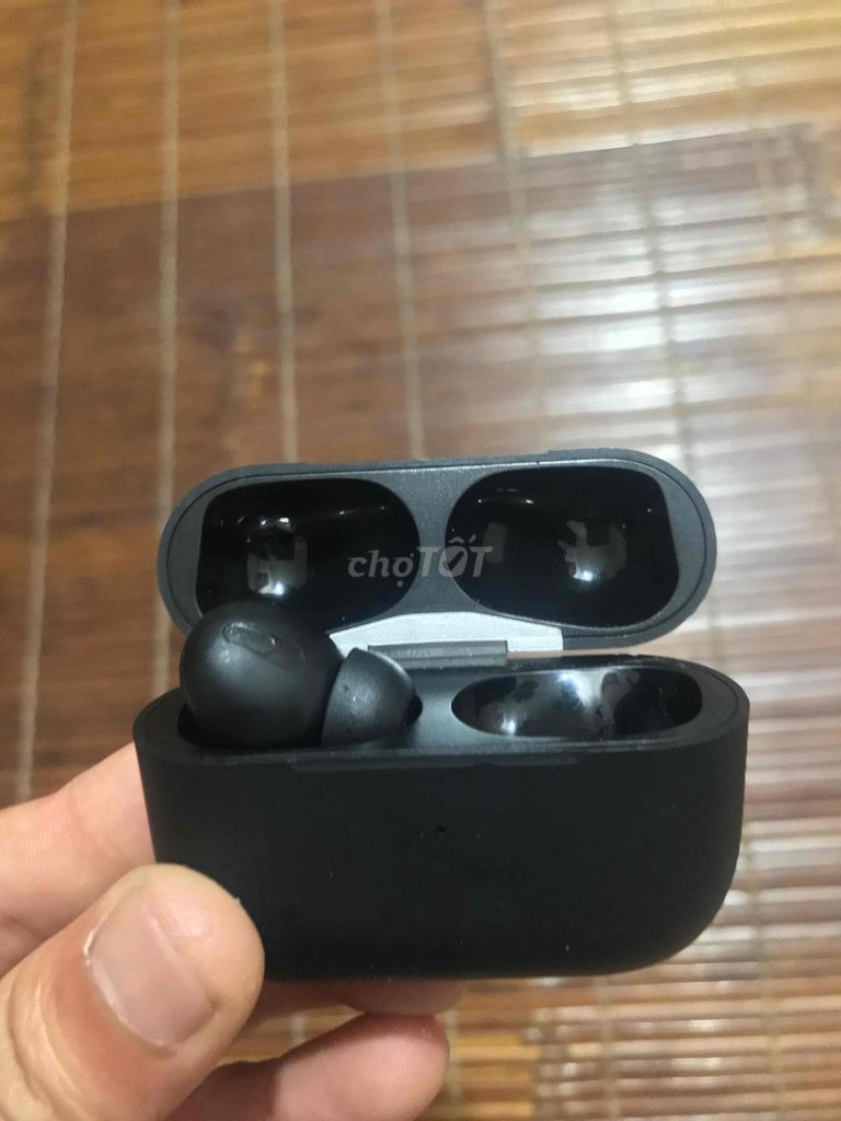muốn bán tai nghe airpods pro