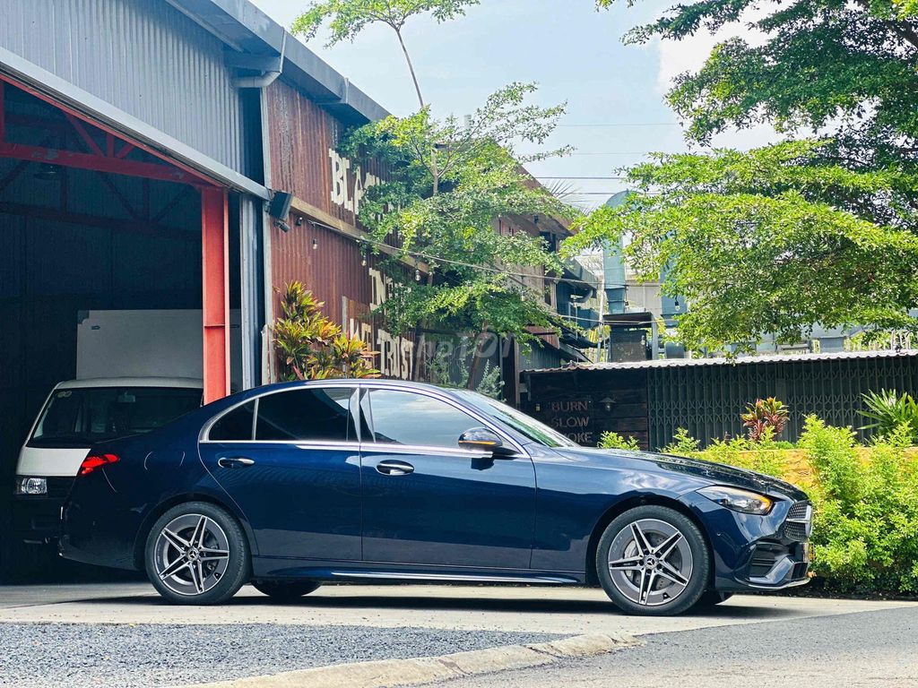 Mercedes-Benz C300 AMG V1 2022 Xanh 14.000km