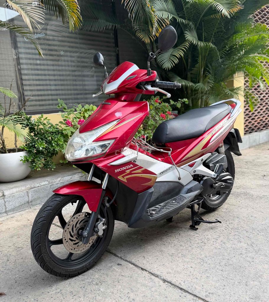 Главный владелец Honda Air Blade Fi, компания SG Marine SG