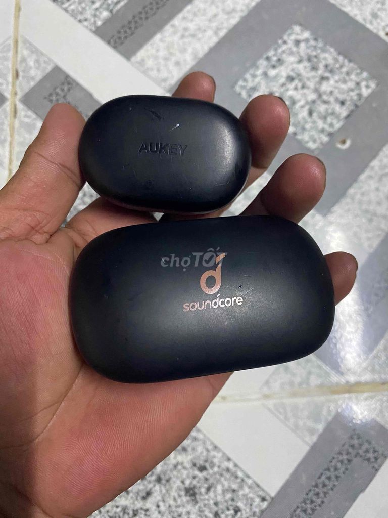 Tai nghe anker aukey. Mua bán Tivi, Âm thanh tại Thành phố Thủ Đức Tp Hồ Chí Minh được đăng bởi Trong hình 1
