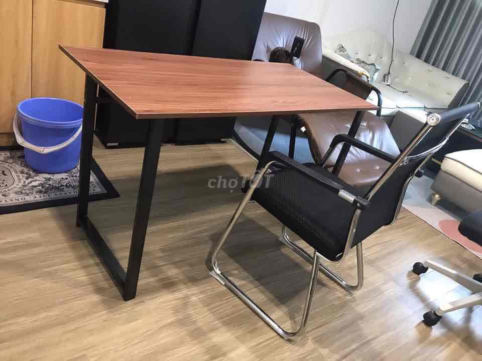kho ngõ 24 đại mỗ bán bàn ghế văn phòng. Mua bán Đồ dùng văn phòng tại Quận Hà Đông Hà Nội được đăng bởi hoàn  hình 1
