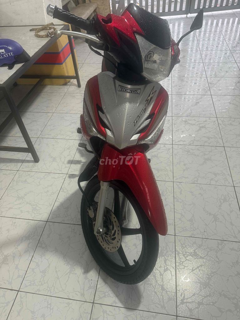 Xe nhà đi cần bán ngay chính chủ. Mua bán Xe máy tại Huyện Cai Lậy Tiền Giang được đăng bởi Cu To hình 1