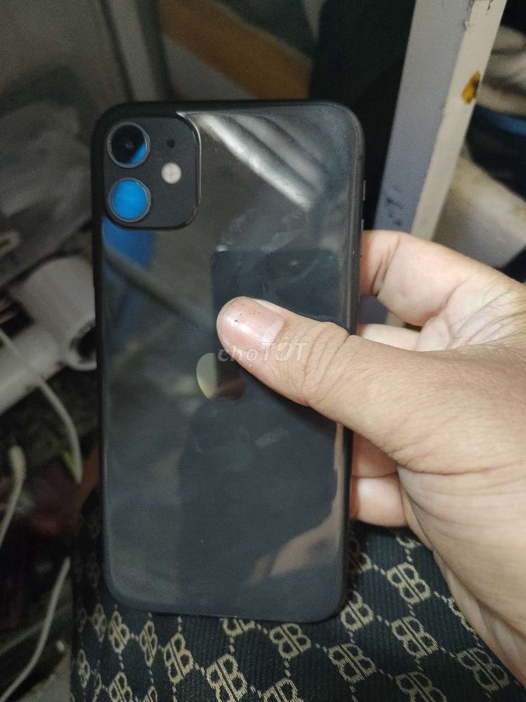 iPhone 11 quốc tế 64GB pin 100. Mua bán Điện thoại tại Huyện Châu Thành Hậu Giang được đăng bởi Linh  hình 1